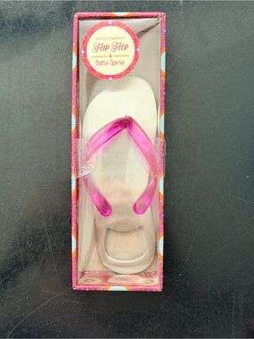 Two's Company Flip Flop Bottle Opener Box with Pink and Cream Accents